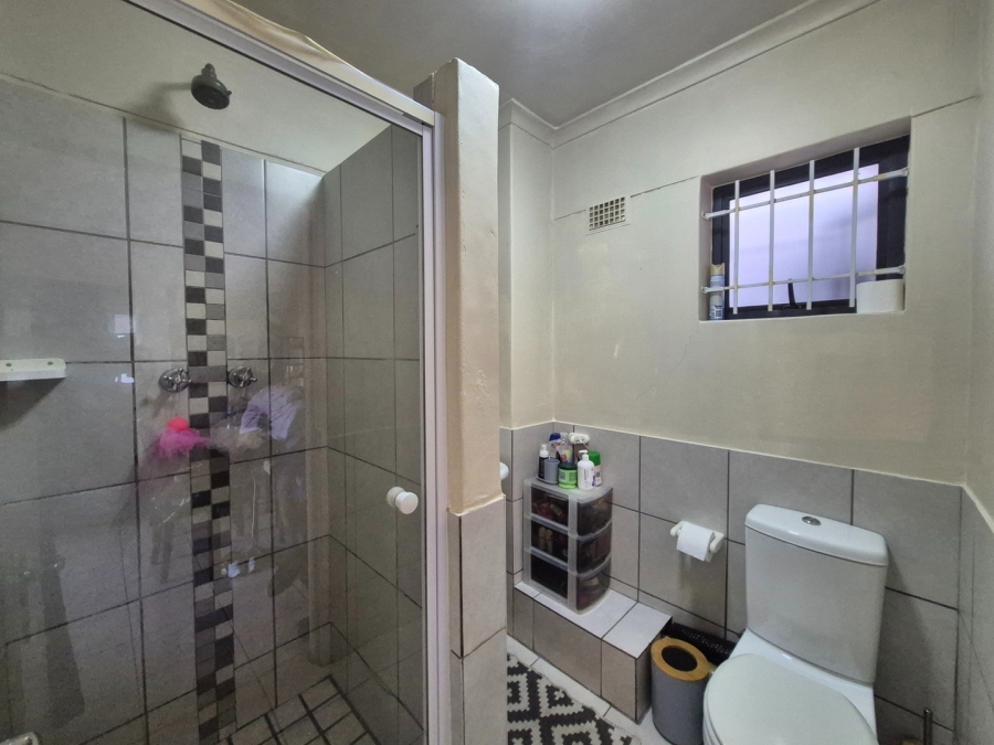 2 Bedroom Property for Sale in Table View Western Cape